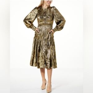 Elegant Gold Women's Dress
